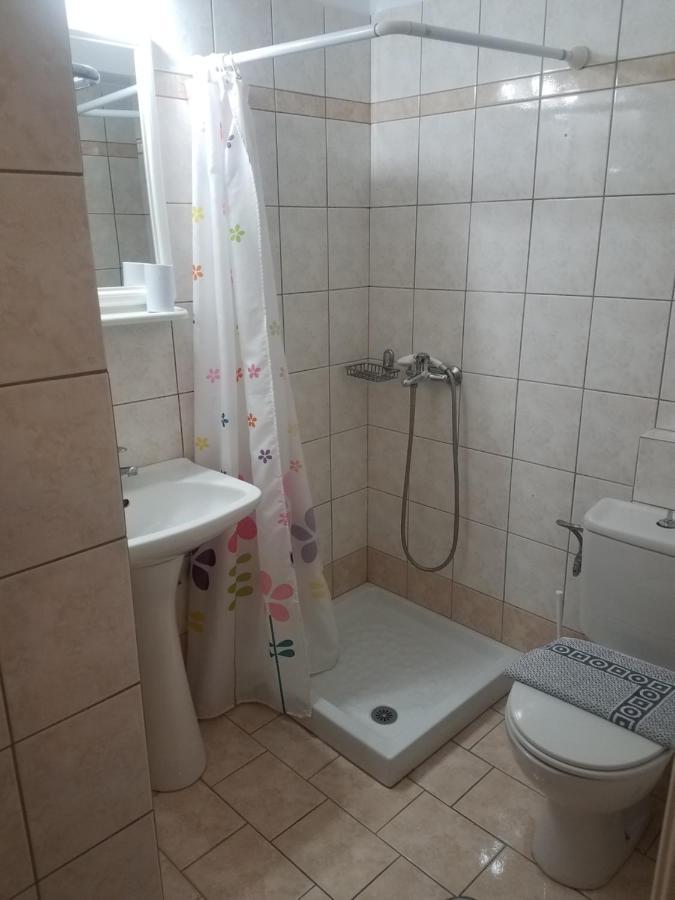 Chrisi Akti Hotel Nafpaktos Bagian luar foto