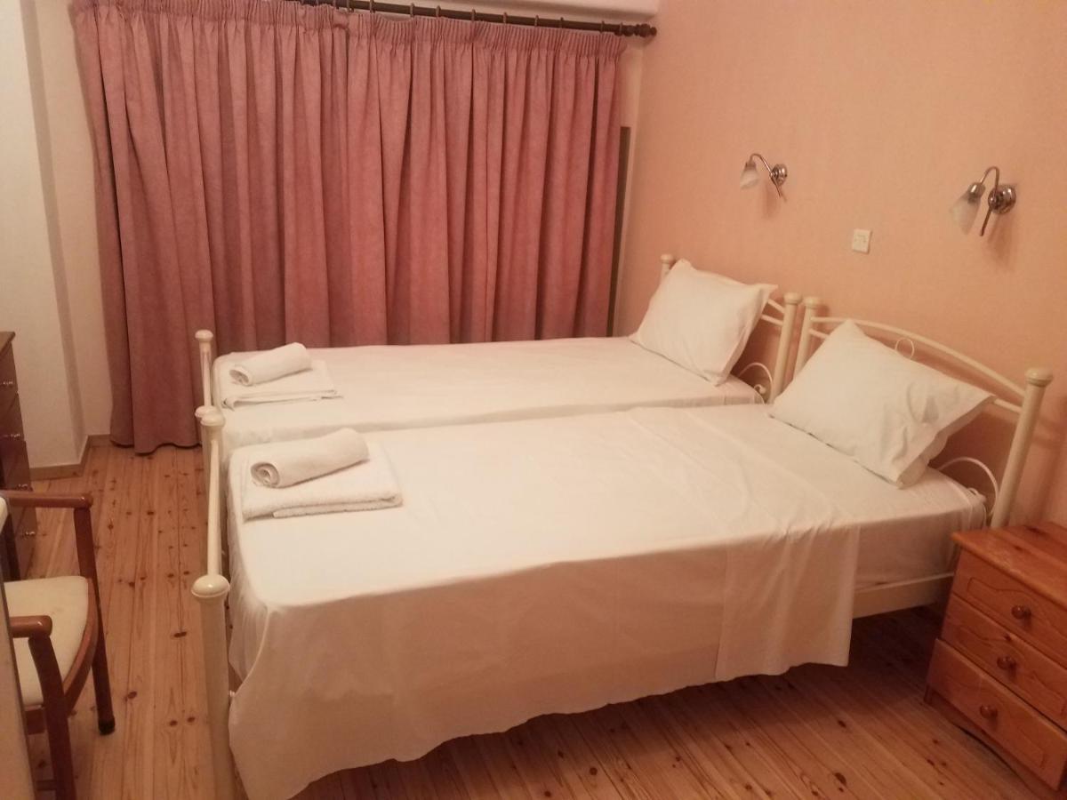 Chrisi Akti Hotel Nafpaktos Bagian luar foto