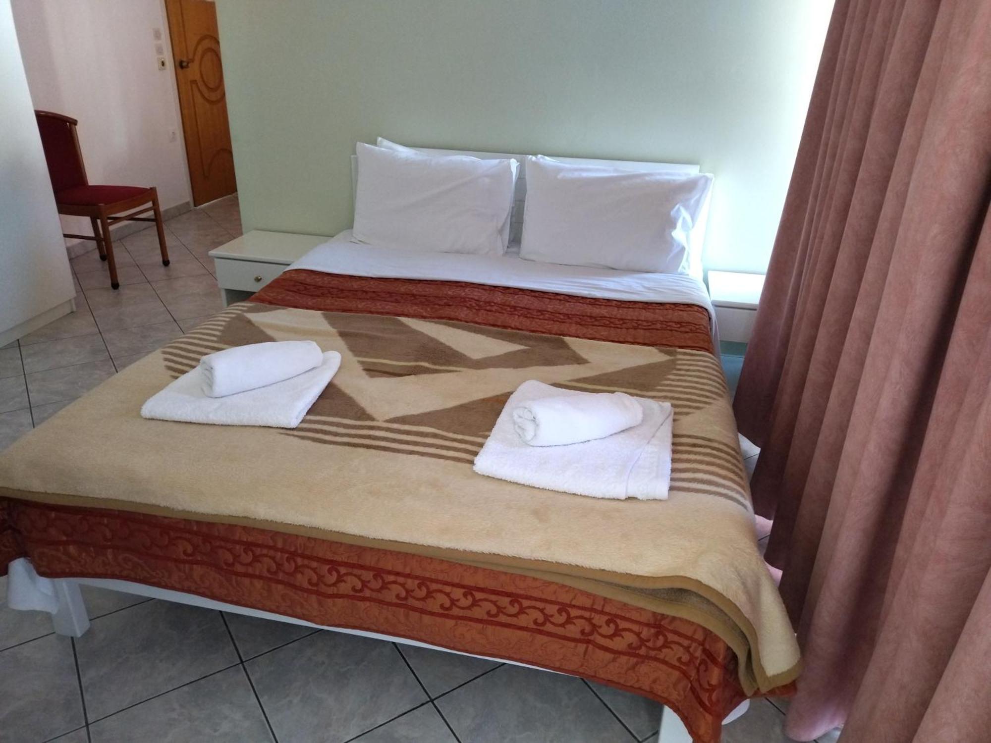 Chrisi Akti Hotel Nafpaktos Ruang foto