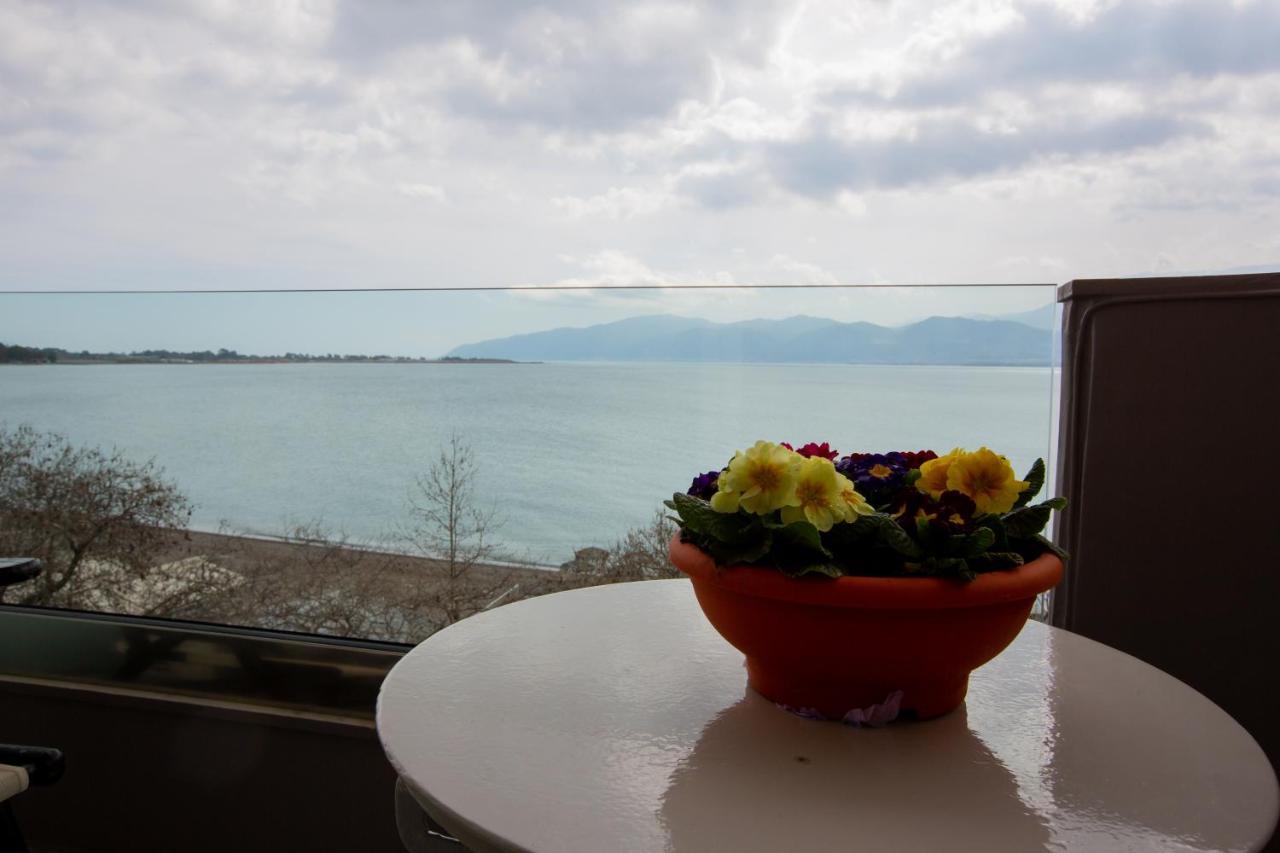 Chrisi Akti Hotel Nafpaktos Bagian luar foto