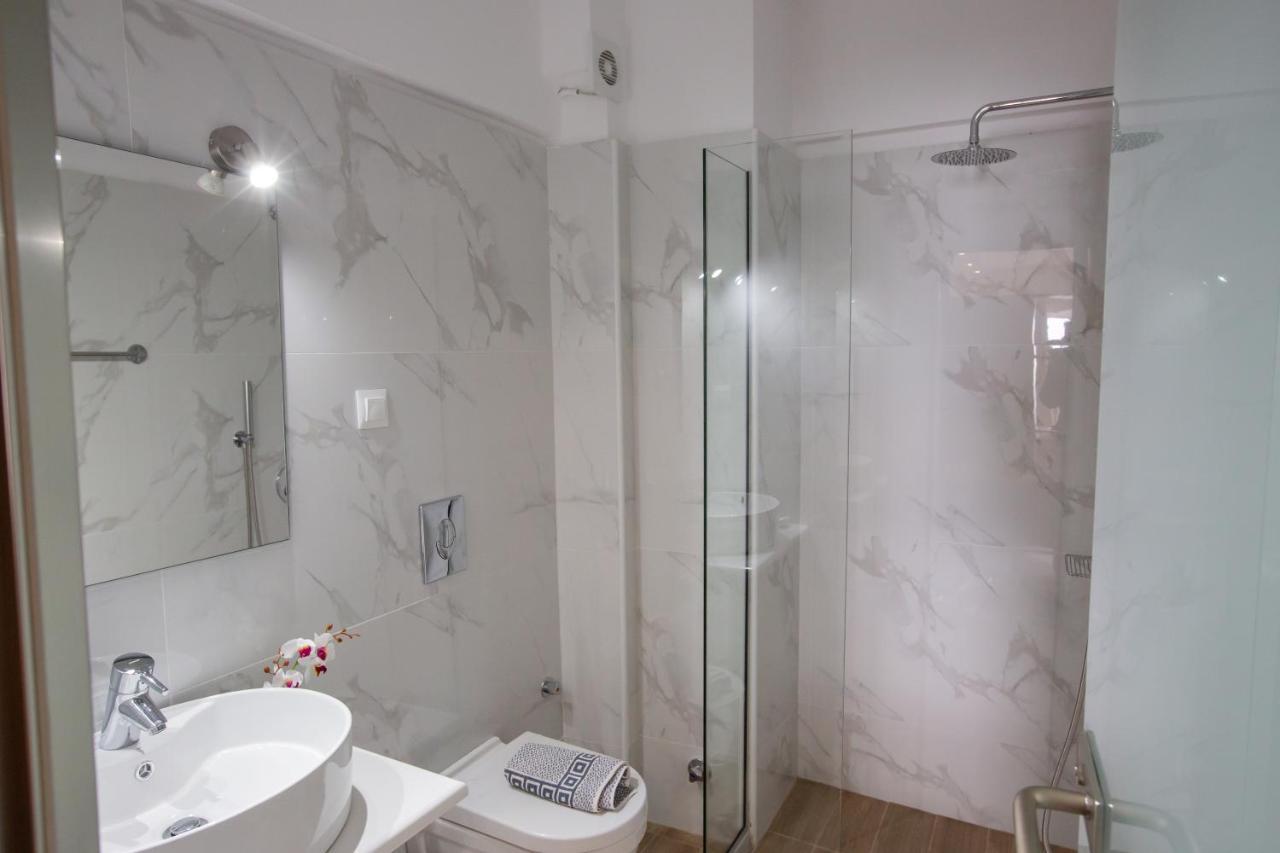 Chrisi Akti Hotel Nafpaktos Bagian luar foto