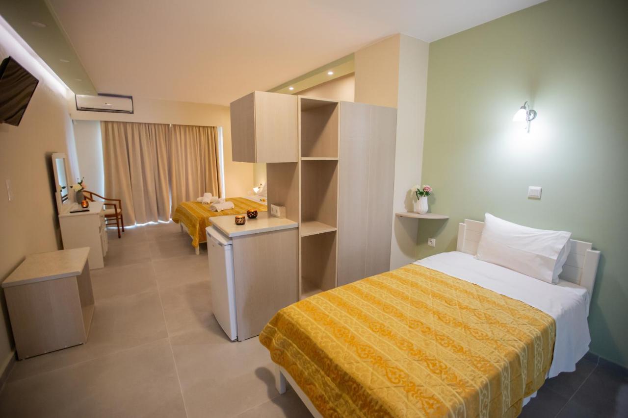 Chrisi Akti Hotel Nafpaktos Bagian luar foto
