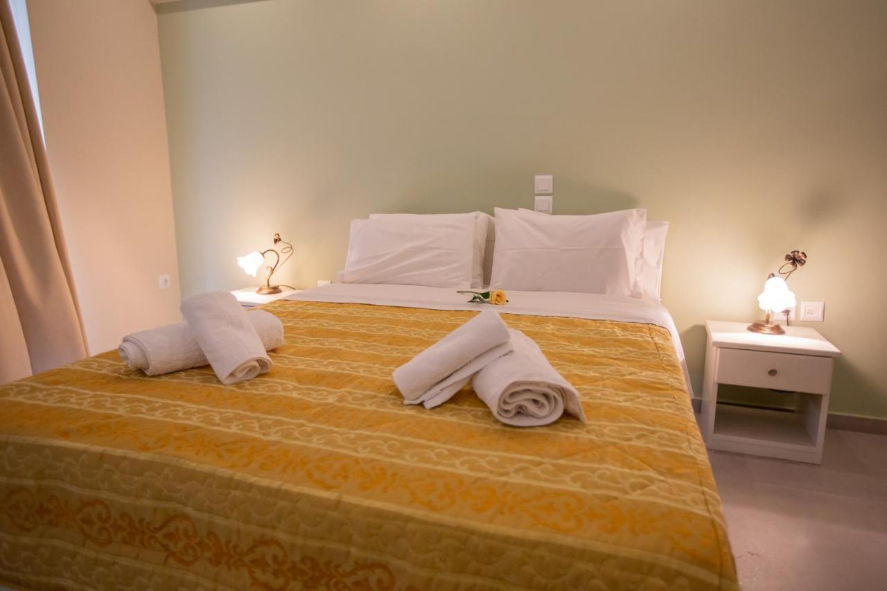 Chrisi Akti Hotel Nafpaktos Bagian luar foto