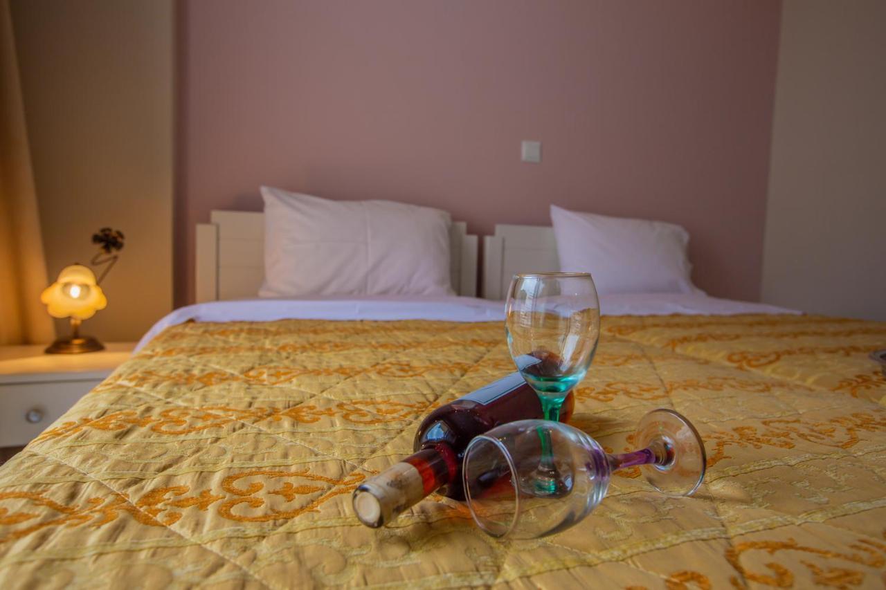 Chrisi Akti Hotel Nafpaktos Bagian luar foto