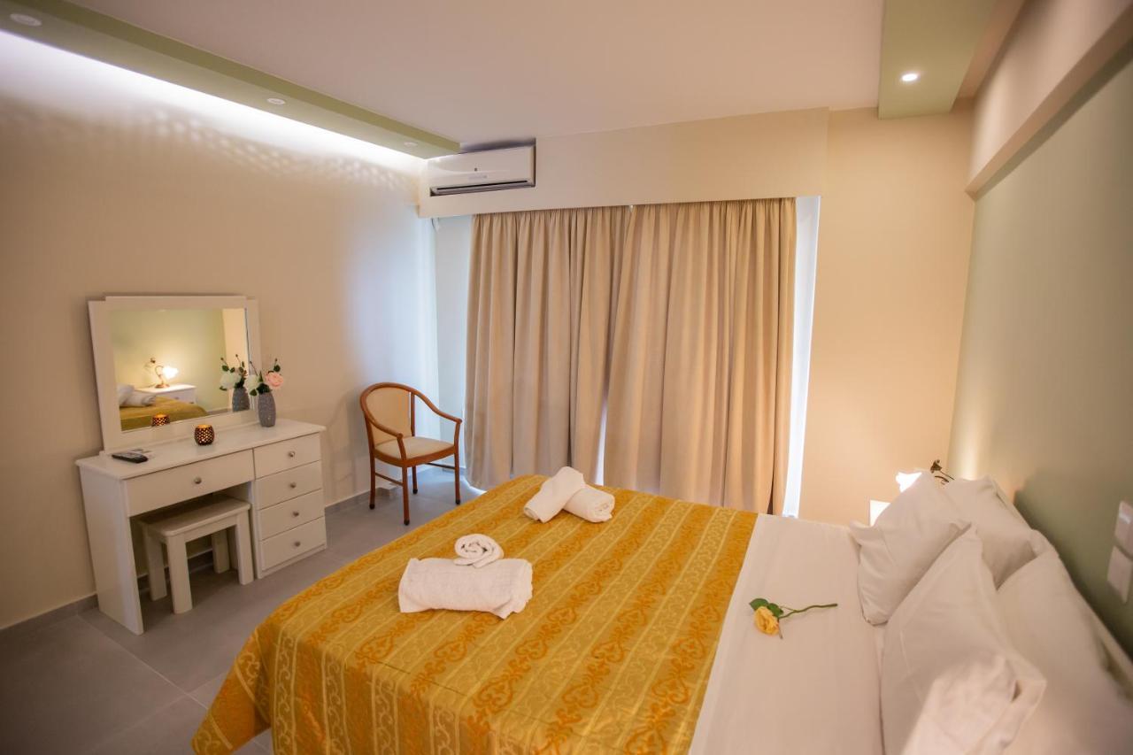 Chrisi Akti Hotel Nafpaktos Bagian luar foto