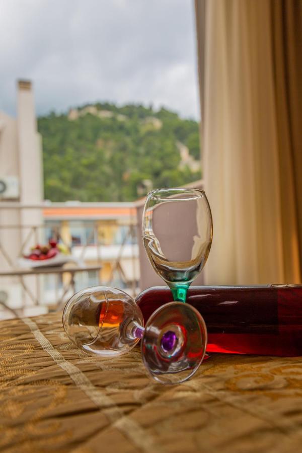 Chrisi Akti Hotel Nafpaktos Bagian luar foto